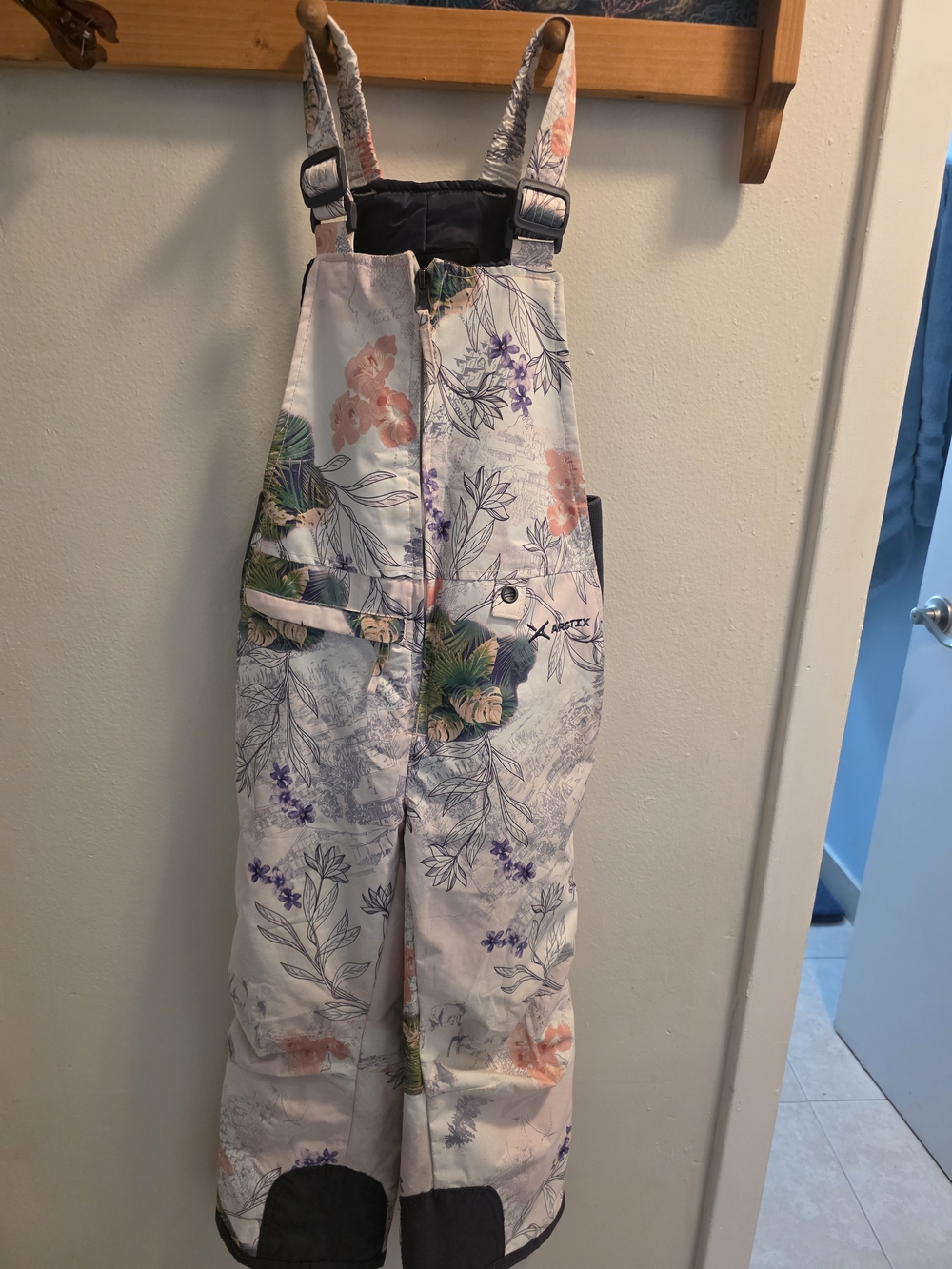 Arc'teryx Floral Print Girls' Snow Bibs in White, Pink, Purple XS-5x